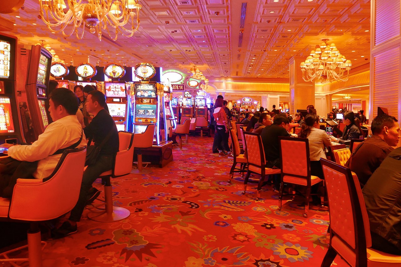 casinoshighrollers.jpg